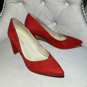 Red suede Marc Fisher pumps / heels size 6.5